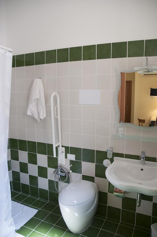 סן ויטו לו קאפו Hotel Riva Del Sole מראה חיצוני תמונה