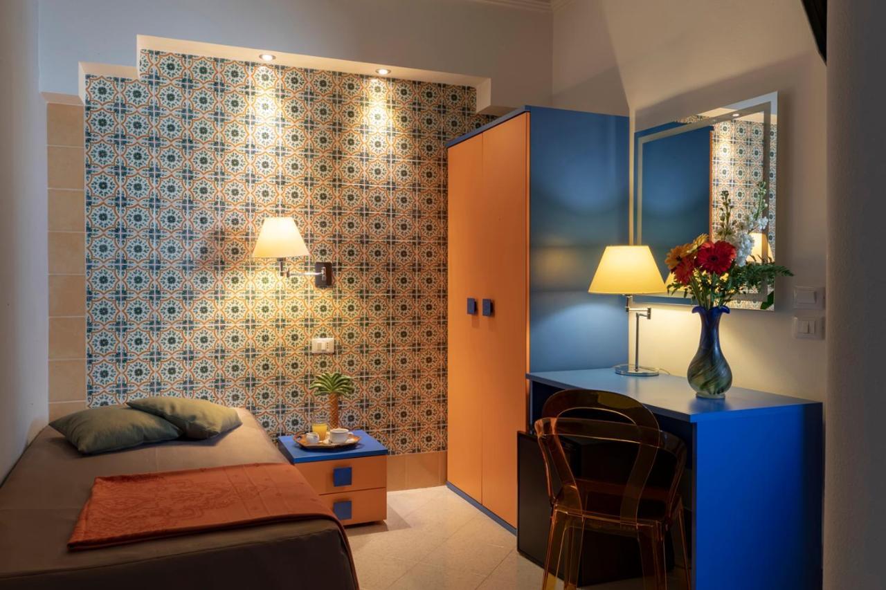 סן ויטו לו קאפו Hotel Riva Del Sole מראה חיצוני תמונה