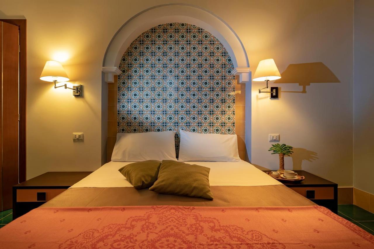 סן ויטו לו קאפו Hotel Riva Del Sole מראה חיצוני תמונה