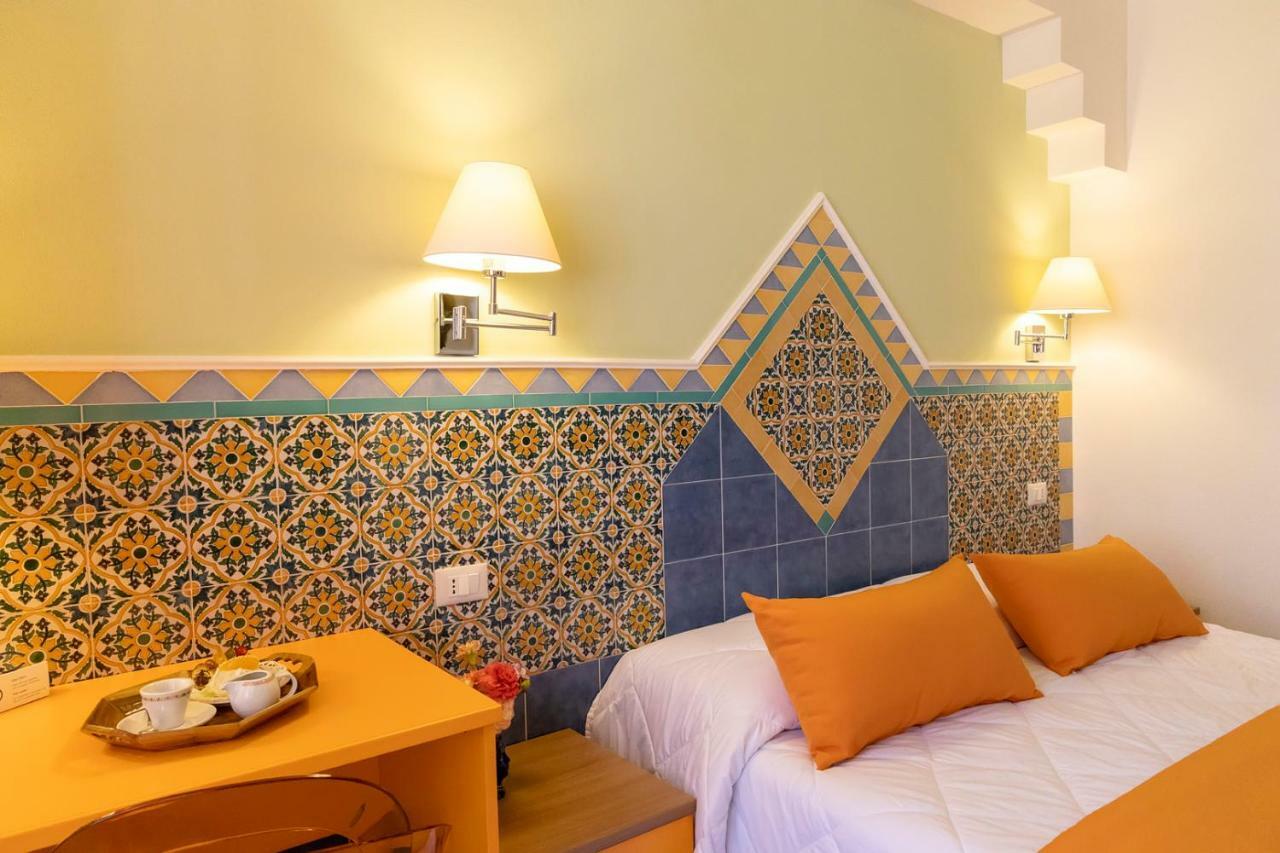 סן ויטו לו קאפו Hotel Riva Del Sole מראה חיצוני תמונה