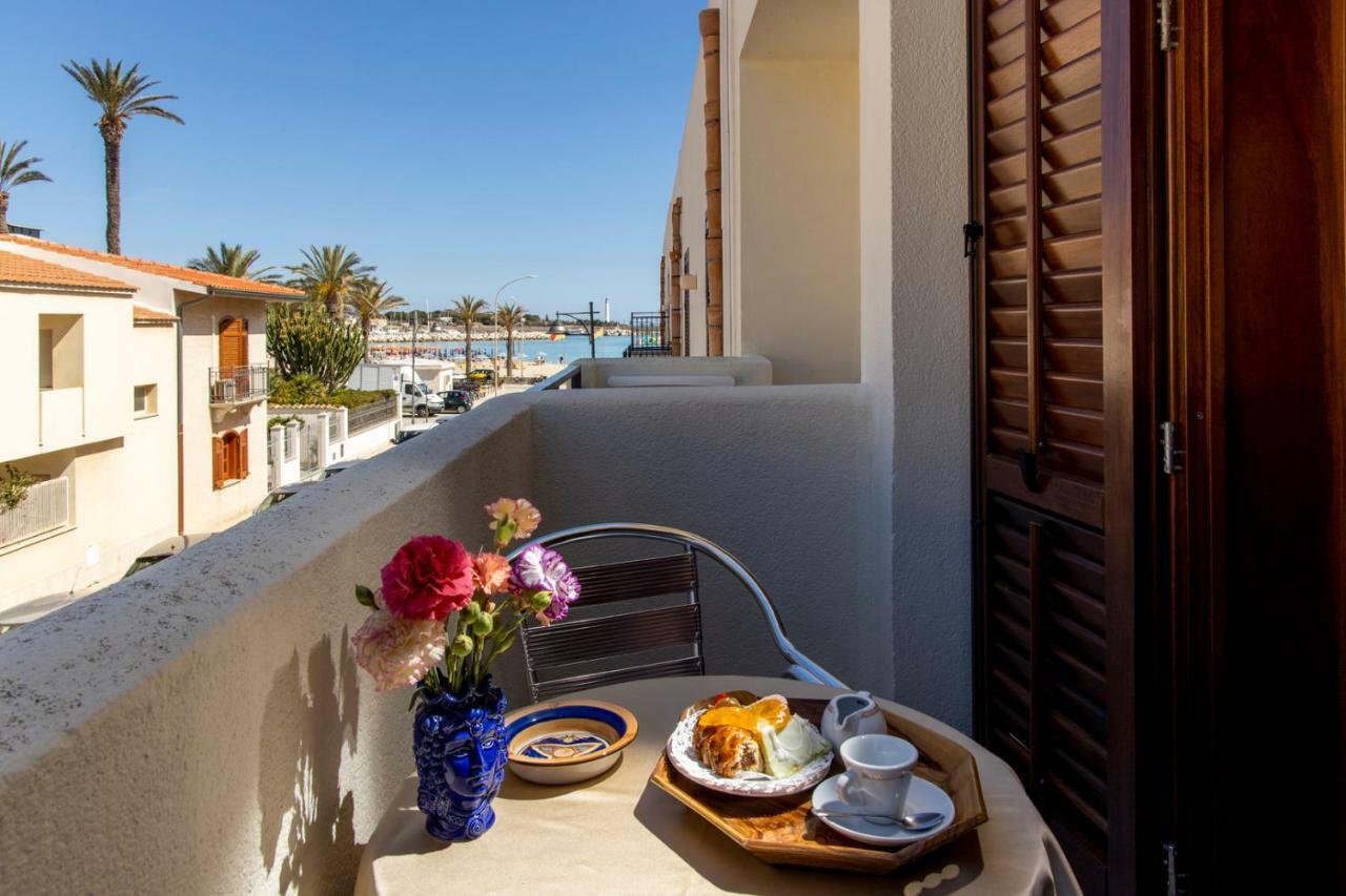 סן ויטו לו קאפו Hotel Riva Del Sole מראה חיצוני תמונה